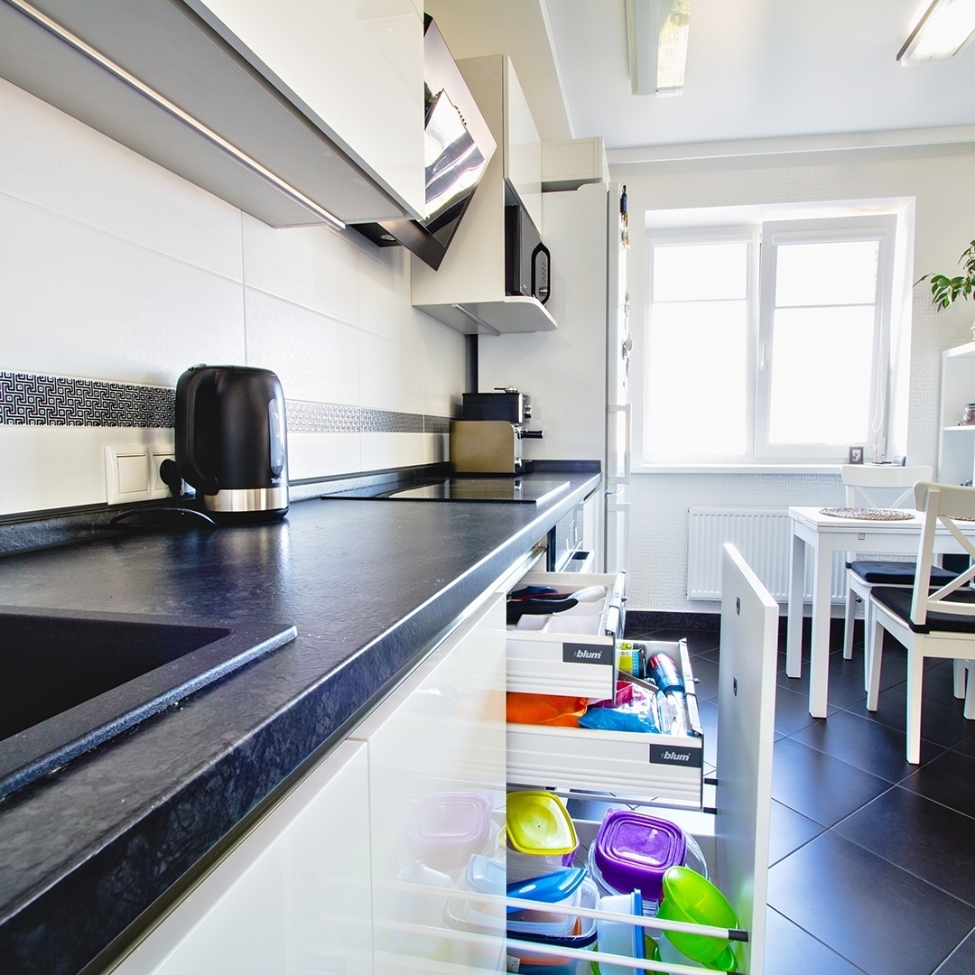 Белый кухонный гарнитур-Кухня из пластика «Модель 608»-фото3
